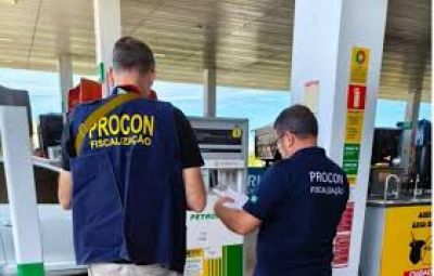 PF faz operação em estados do Nordeste contra preços abusivos de combustíveis